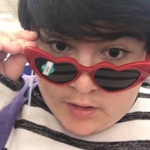 Meet your Posher, Ashton